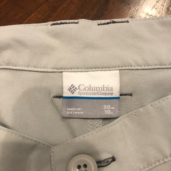 Columbia PFG Shorts - 30W - Stained - Picture 7 of 9